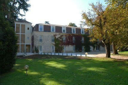 Chateau Des Reynats Hotel